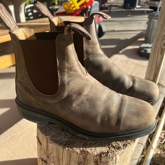 Blundstone Shoes - Rustic Blundstone Chelsea Brown Boot 10.5